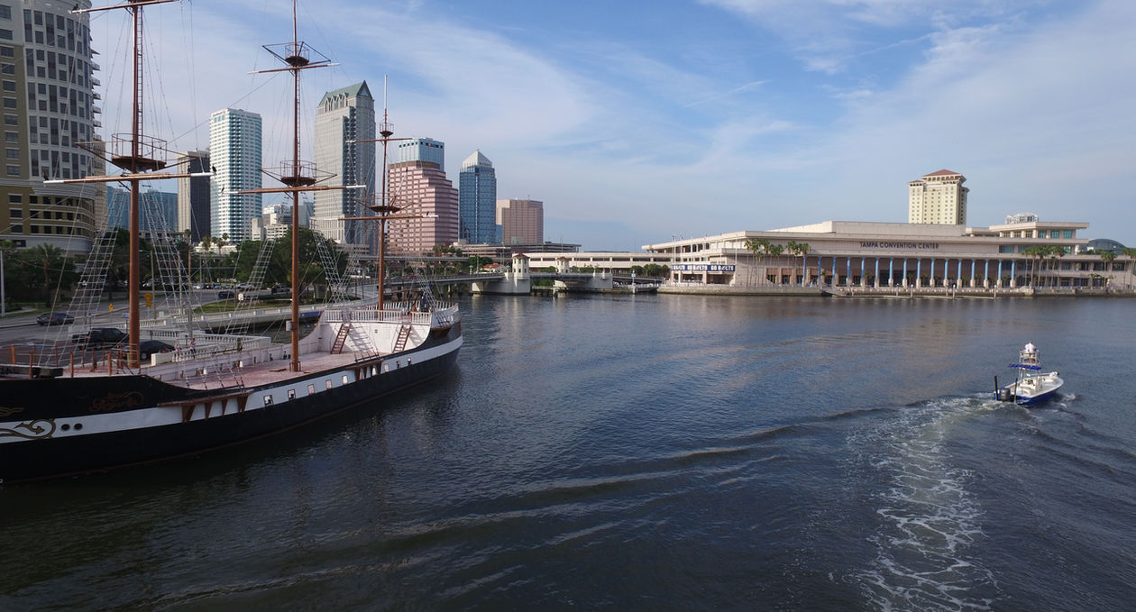 Tampa Inshore Fishing Boat